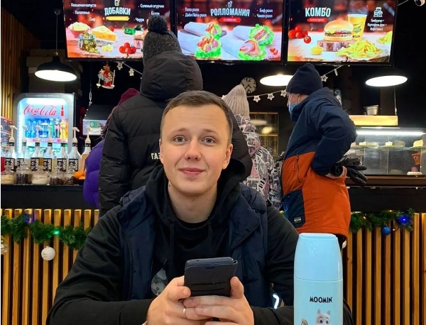 Российский оккупант обворовывал дома украинцев и вывозил золото: стало известно его имя